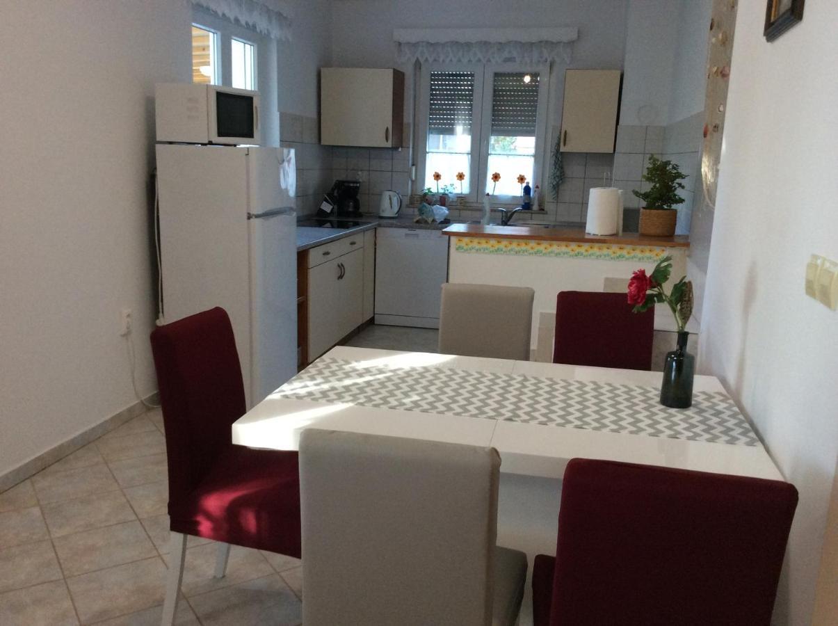 Apartment Emma Медулин Екстериор снимка
