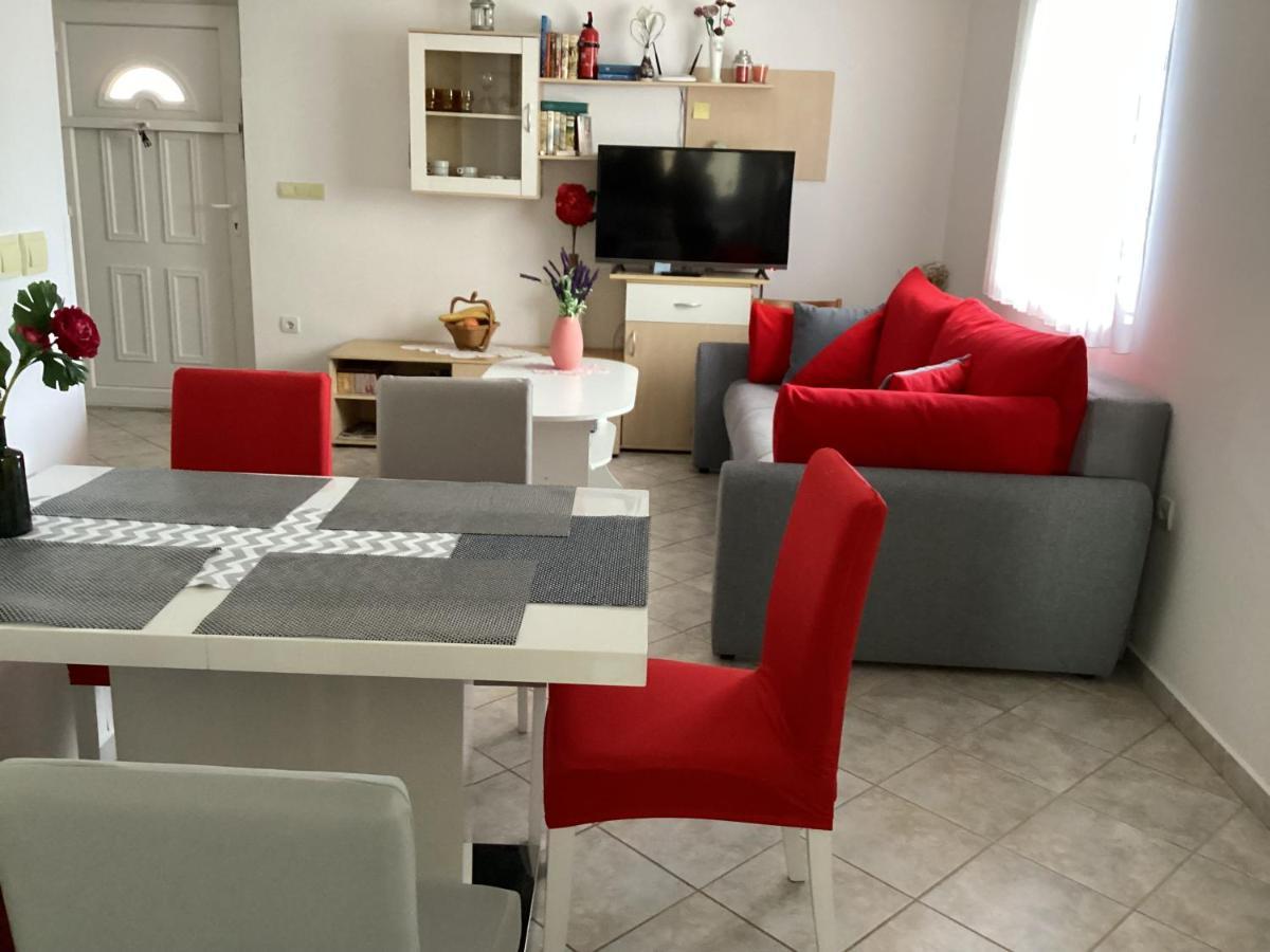 Apartment Emma Медулин Екстериор снимка